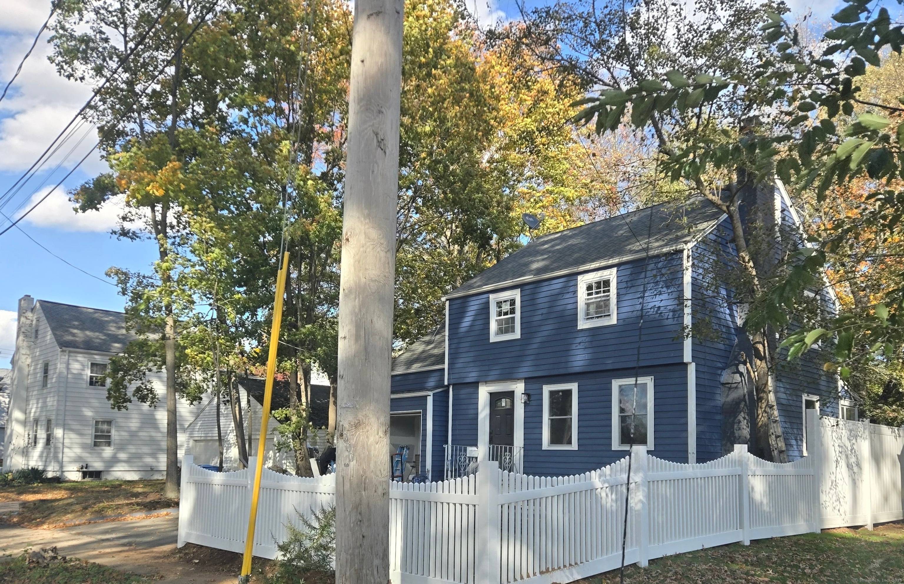 Welcome to 33 Bank St, where timeless craftsmanship meets modern luxury.