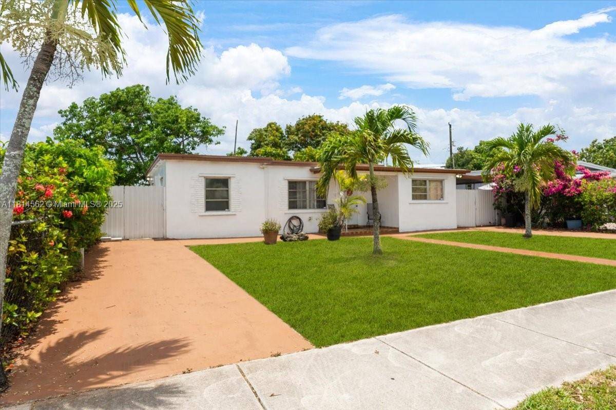 Welcome to this cozy and well kept 3 bed, 2 bath 1, 086 sqft home in the heart of Hialeah !