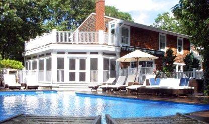 5 Bdrm With Pool Hot Tub Screen Porch Playset Minutes to Village