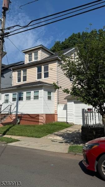 Cedar Ave Elizabeth City New Jersey Single-Family