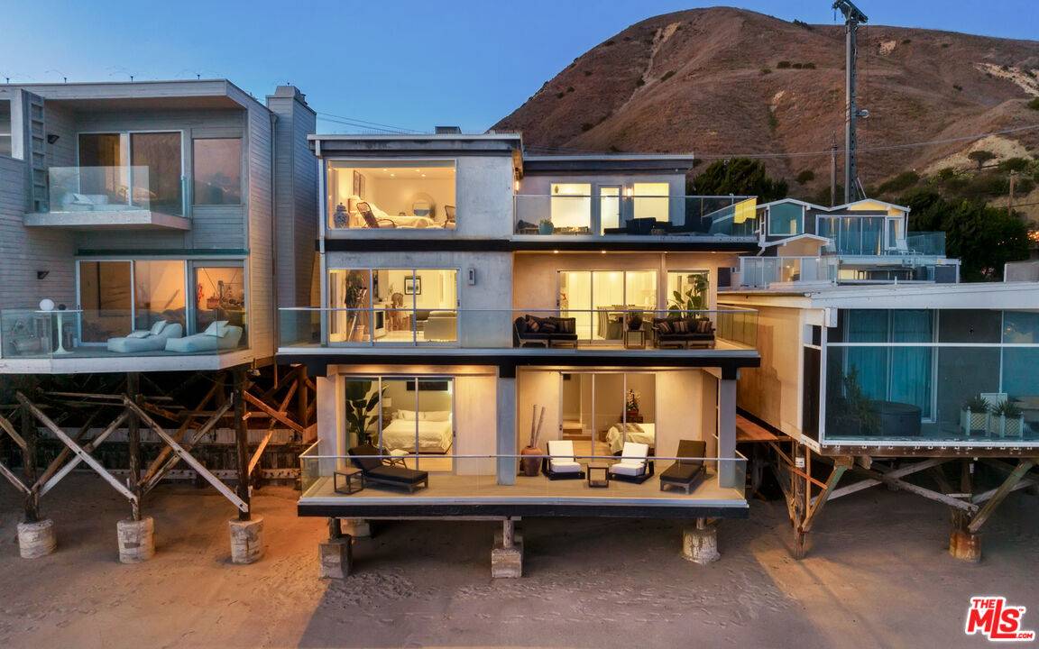 26050 Pacific Coast Hwy 6BR Malibu La