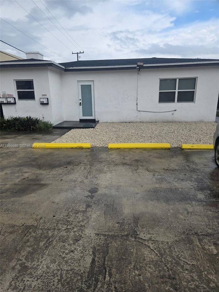 This fully renovated, legal triplex presents an exceptional turnkey investment opportunity.