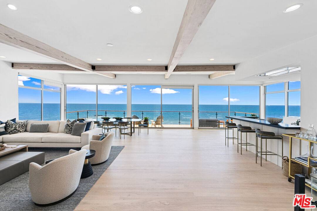 24928   Malibu Rd 6.0 Malibu LA