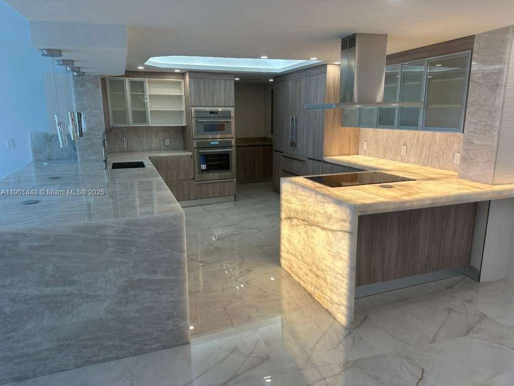 Exquisite oceanfront residence with 2 bedrooms and 2.