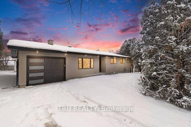 For Sale Stunning, Fully Renovated 6 Bedroom, 3 Bathroom Bungalow in Fisher Heights, Discover this beautifully complete updated home on a generous 70x110 ft lot, perfectly located just minutes from ...