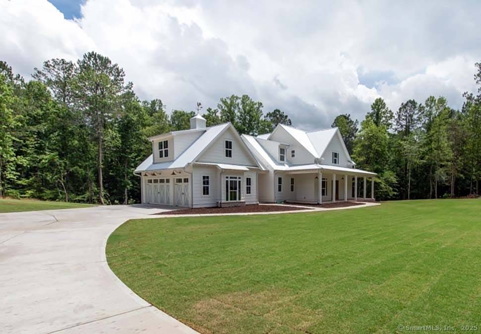 Private Modern Farmhouse on almost 5 acres in Mystic !