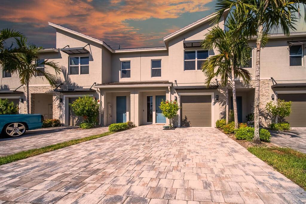 Welcome to your new townhome !