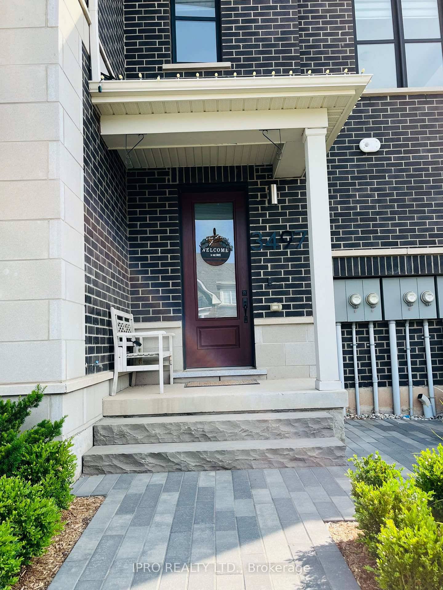 Welcome to this spacious and beautifully maintained 3 bedroom, 2.
