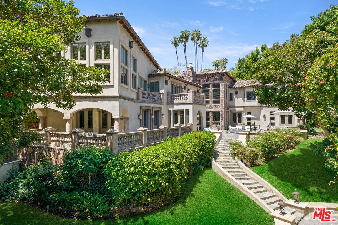 206  N Carolwood Dr Bel Air LA