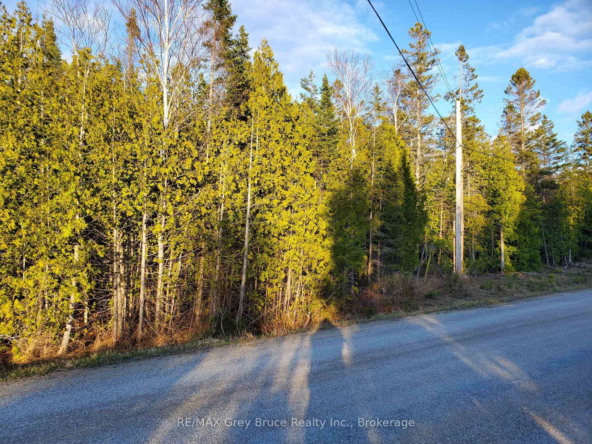 This 1. 388 acre property located in Bradley Harbour is a gem.