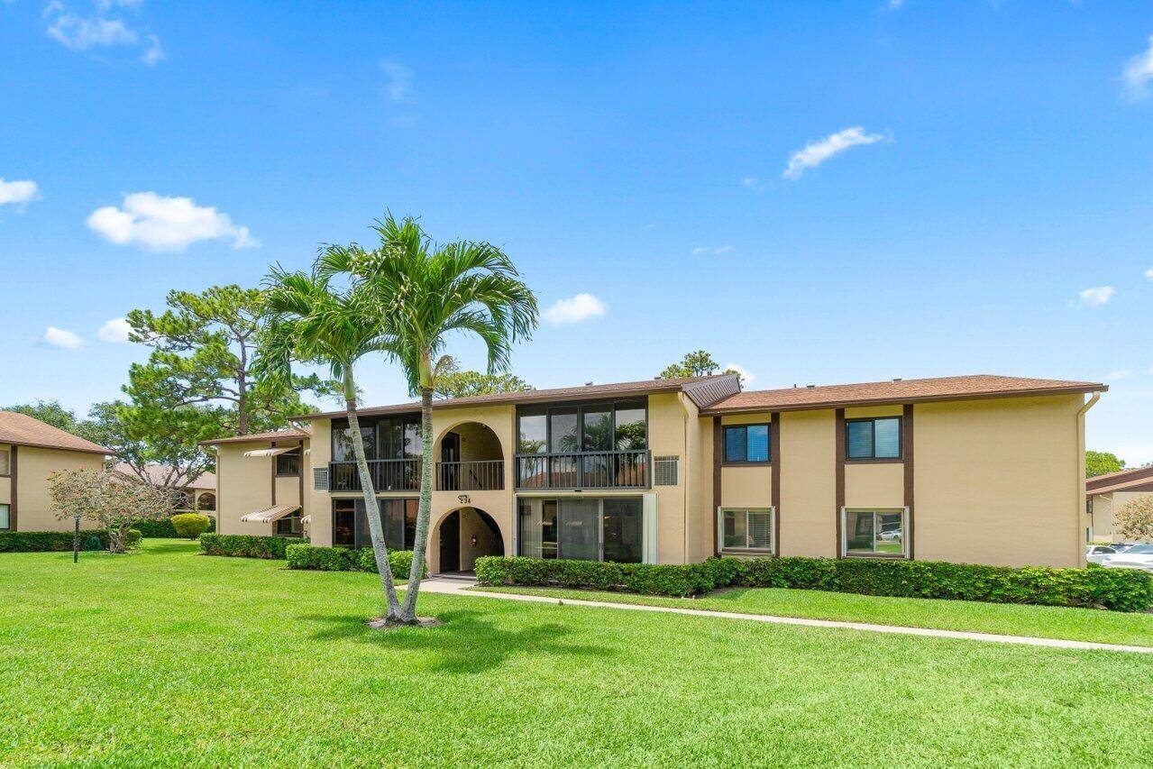 FULLY FURNISHED TURNKEY !