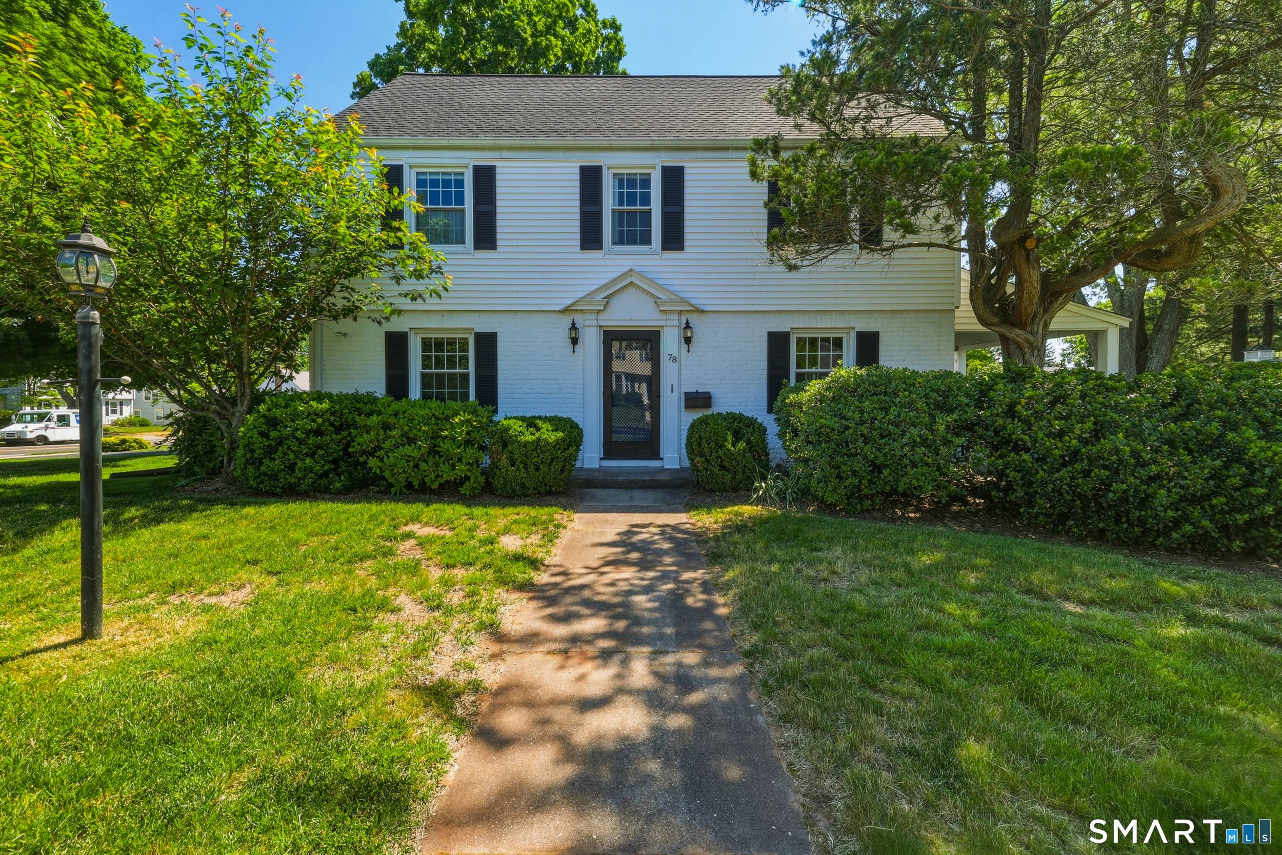Sitting on one of West Hartford's most popular streets just shy of one mile from West Hartford Center and Blue Back Square stands a handsome colonial, just waiting for you.