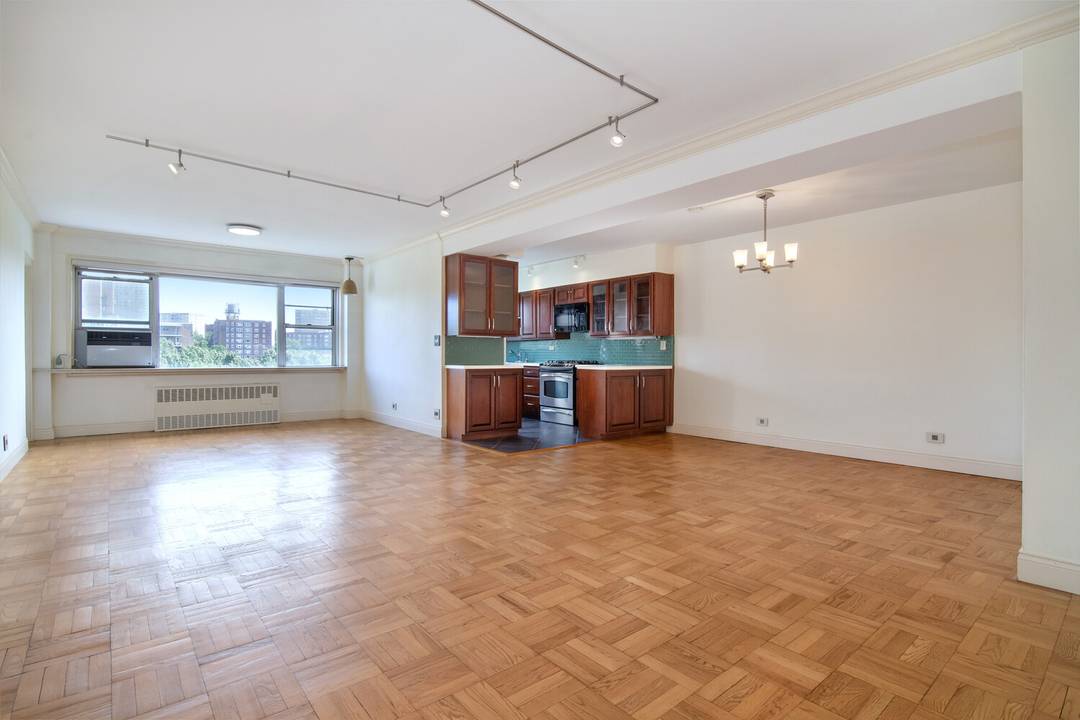 Surround yourself in sophisticated elegance in this spacious, fully renovated two bedroom, two bath co op in the heart of Riverdale's desirable Spuyten Duyvil neighborhood.