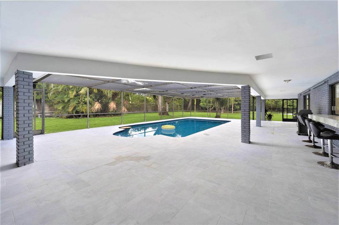 Unique opportunity to own a beautifully renovated single story home on over 1 2 ACRE in the highly sought after, low HOA community of Estancia.