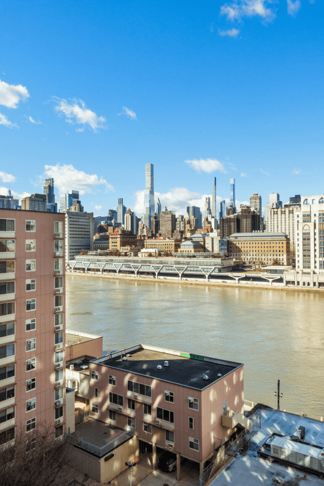 Renovated, Spacious One Bedroom with Stunning Water and NYC Skyline Views Apartment Highlights 803 sq.