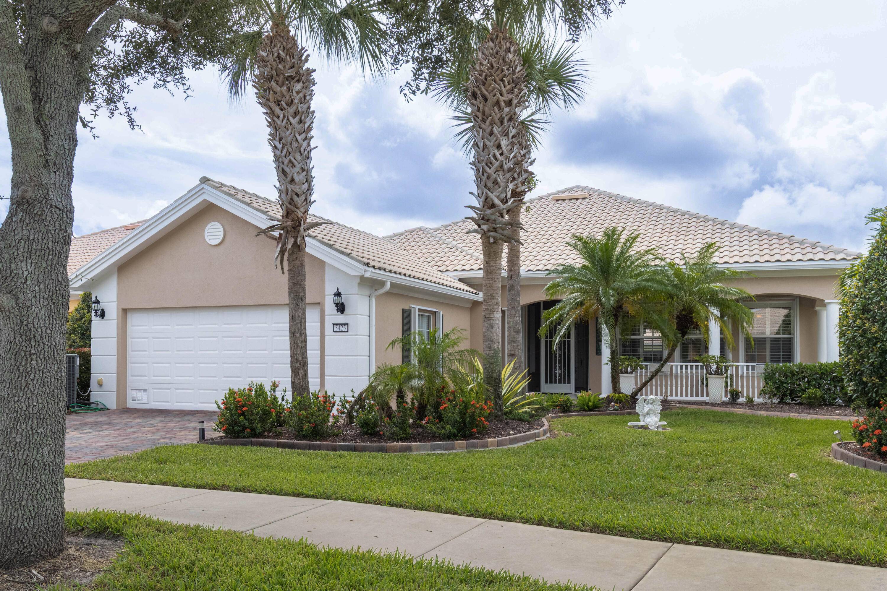 Well loved CBS Pool Home being offered.