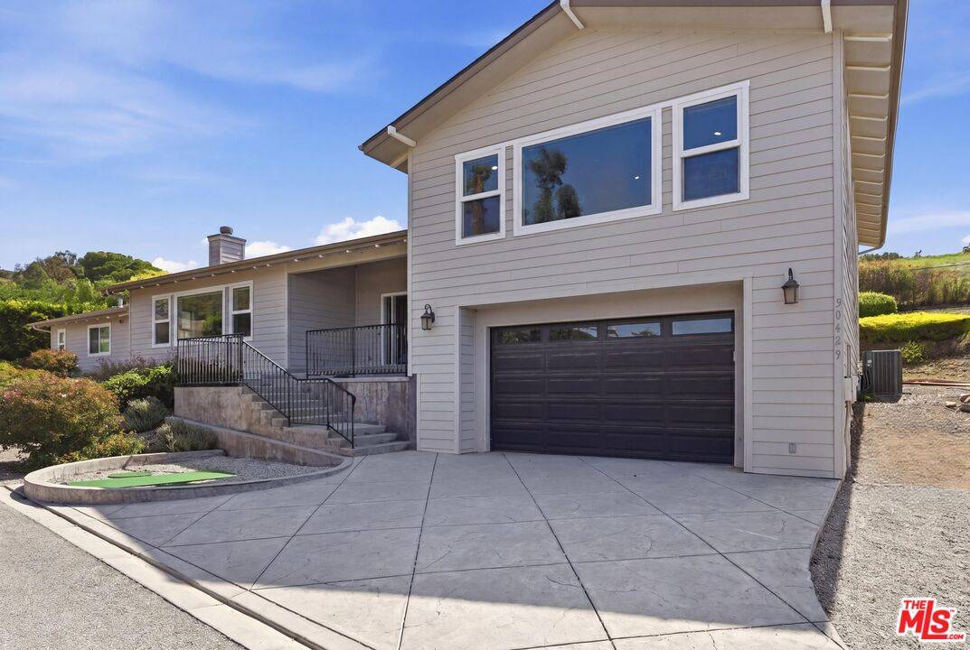 30429 Morning View Dr 4BR Malibu La