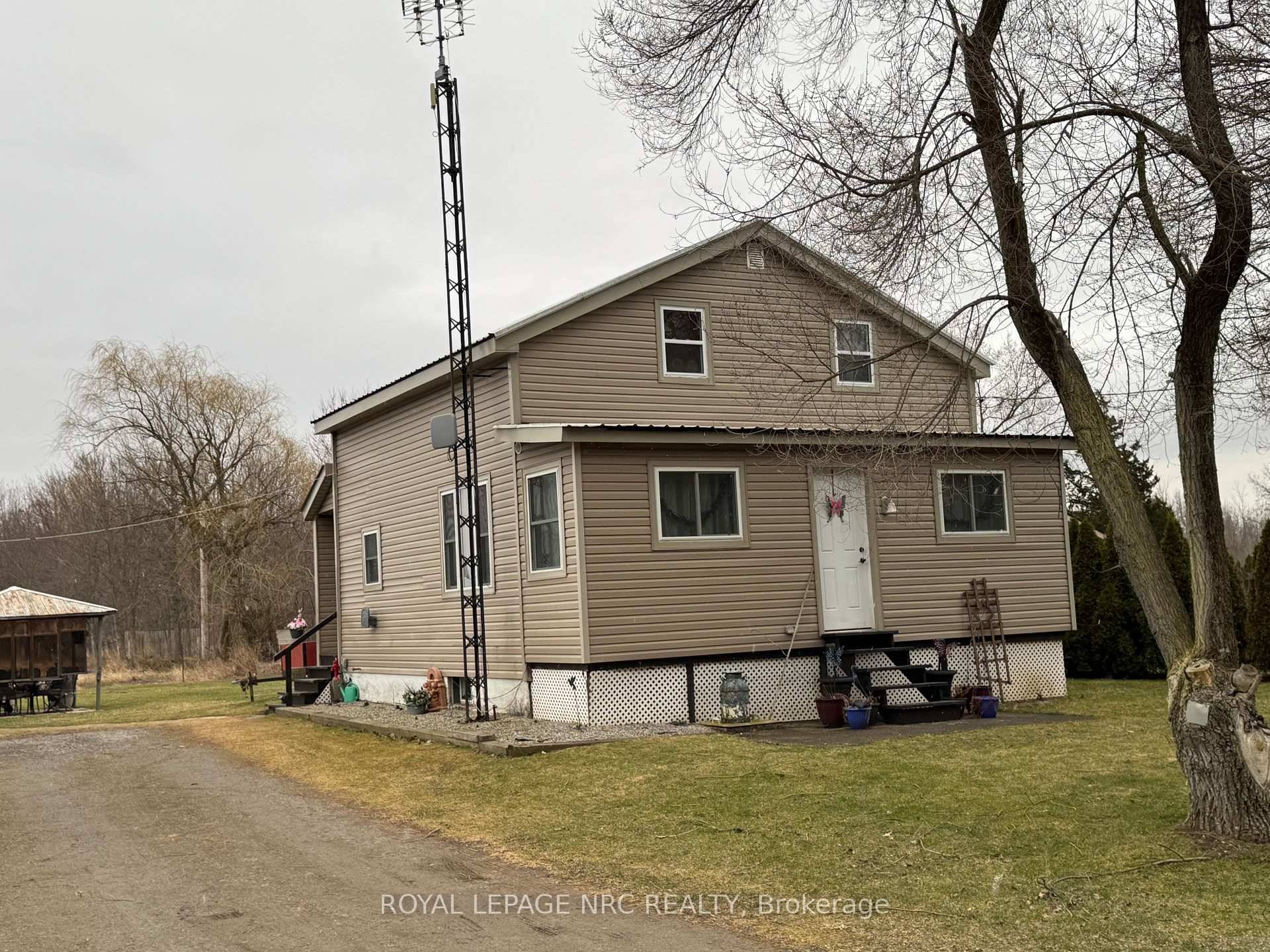 Affordable Country Living with Modern Upgrades !