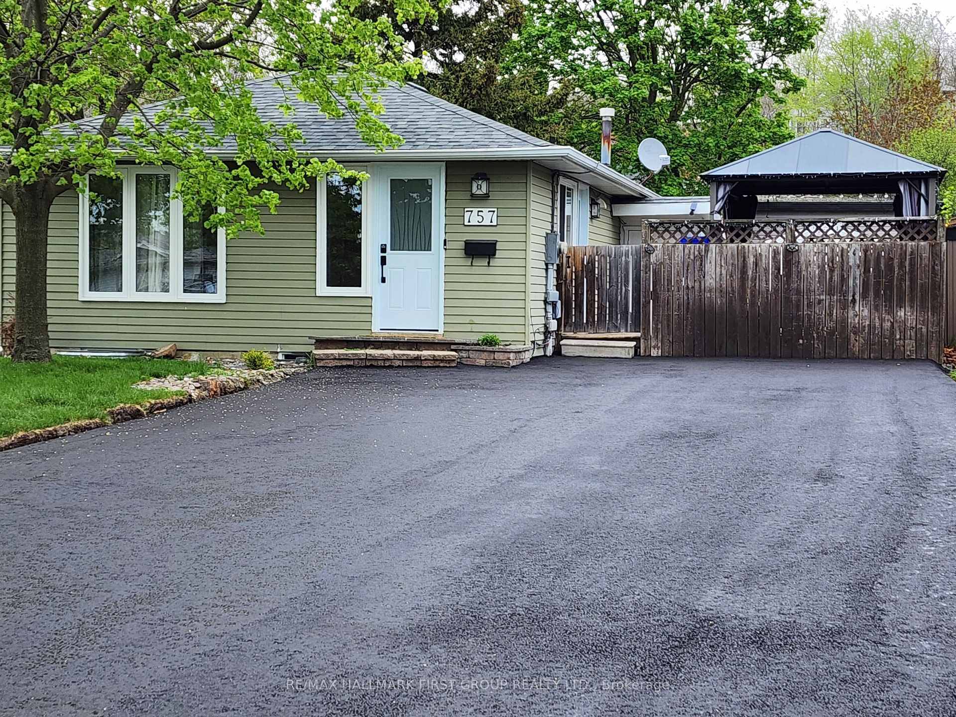 Located on a quiet court in Oshawa's desirable Donevan community, this LEGAL 2 unit bungalow registered with the City of Oshawa has been thoughtfully updated with all brand new windows ...