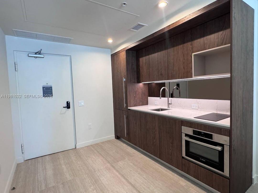 Excellent income producing opportunity at Domus Flats Brickell Center !