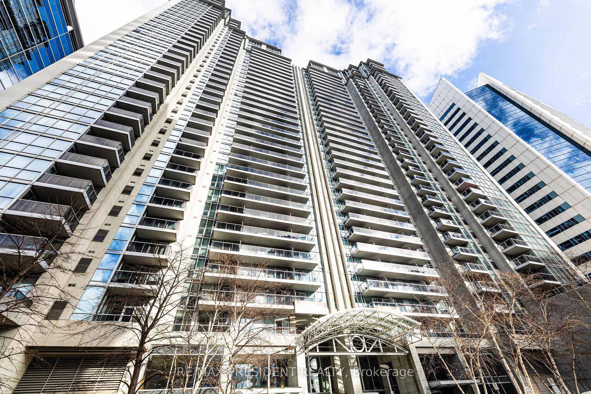 Stunning condo in a prime and prestigious location at Yonge amp ; Sheppard.
