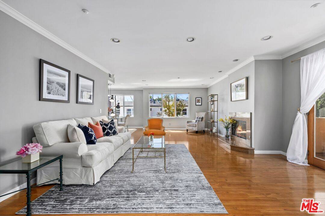 1018 4th St 2BR Santa Monica La