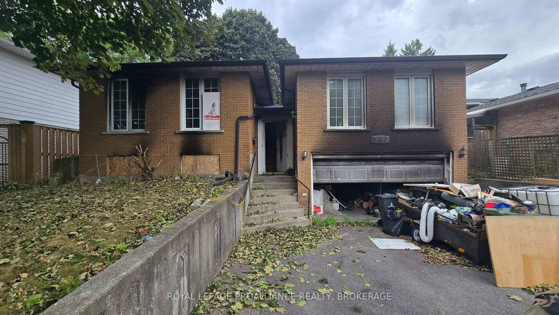 Located in the heart of Bayridge East, one of Kingston's most family friendly neighbourhoods, this elevated bungalow offers an exciting opportunity to create your dream home.