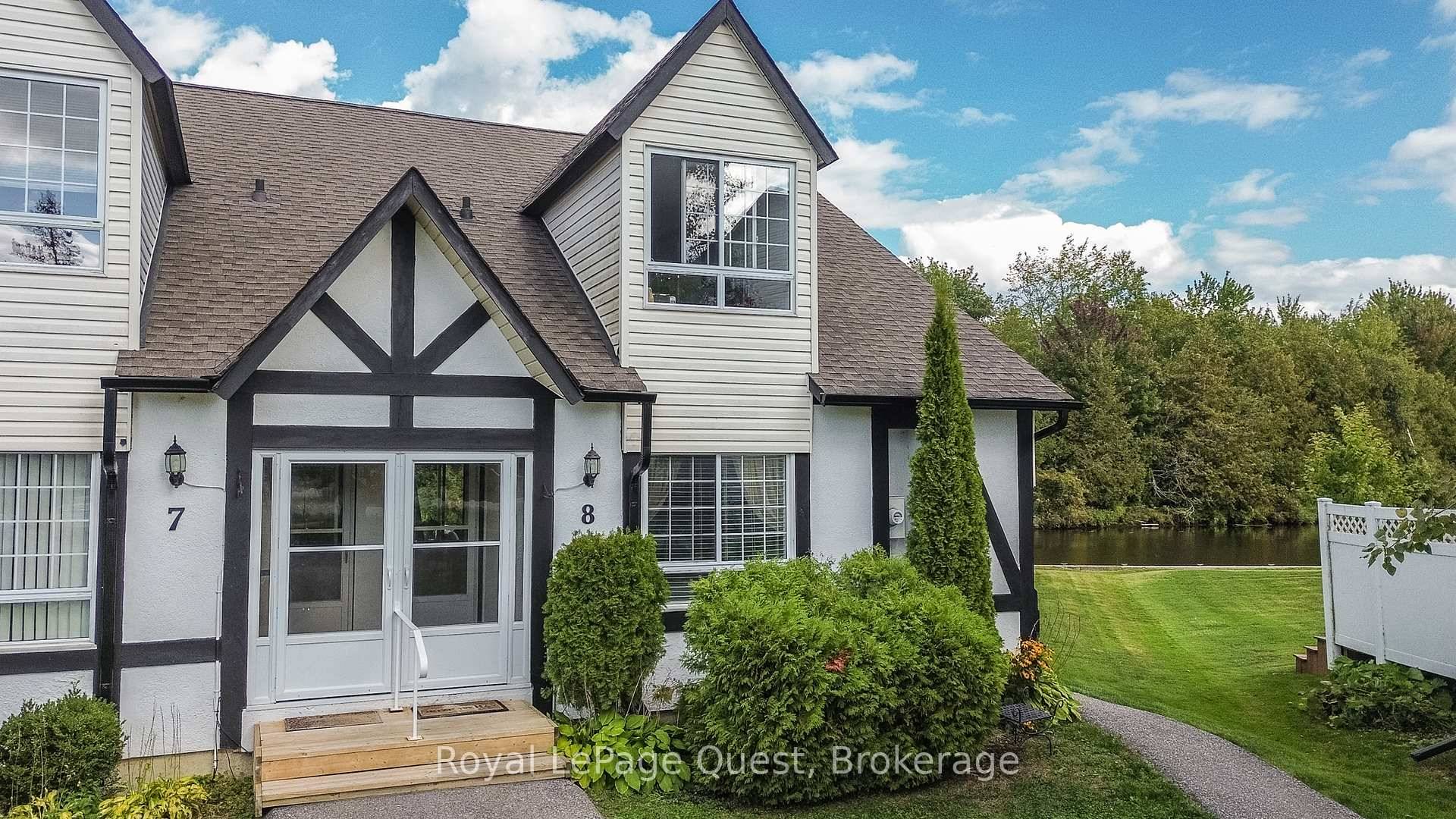Welcome to this remarkable end unit condo townhouse in a one of a kind community, Lagoon City.