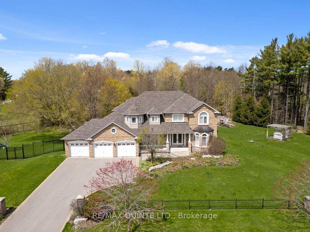 Nestled within the prestigious Ballantrae Woods community, this stunning 3, 340 sq.