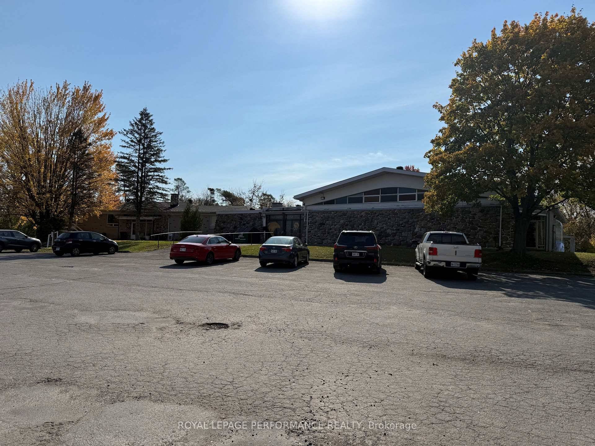 ATTENTION TO ALL DEVELOPERS, INVESTORS, AMAZING OPPORTUNITY TO BUILD MULTIPLE RESIDENTIAL APTS UNITS ON 3.