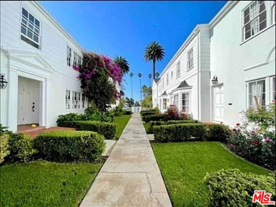 423  W Ocean Ave 2BR Santa Monica La