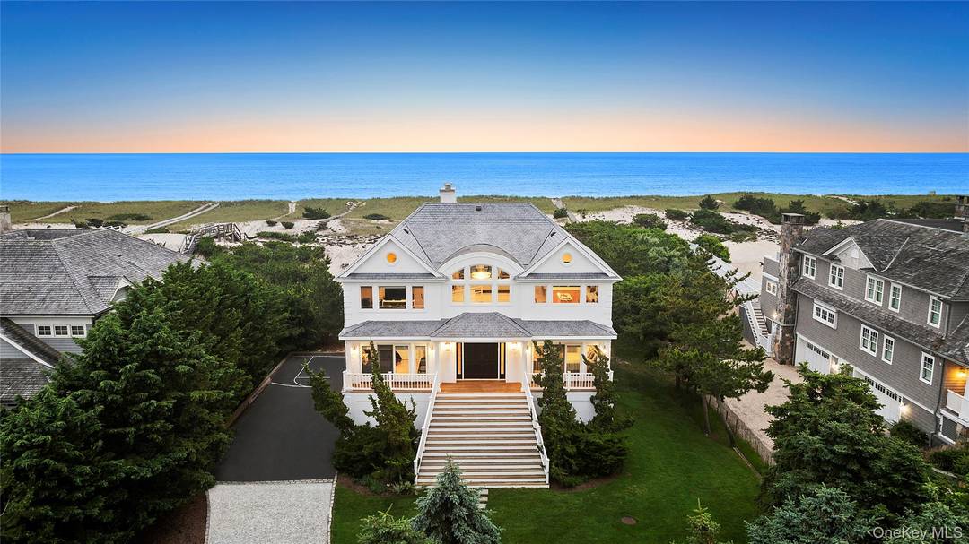 Introducing a Coastal Paradise !