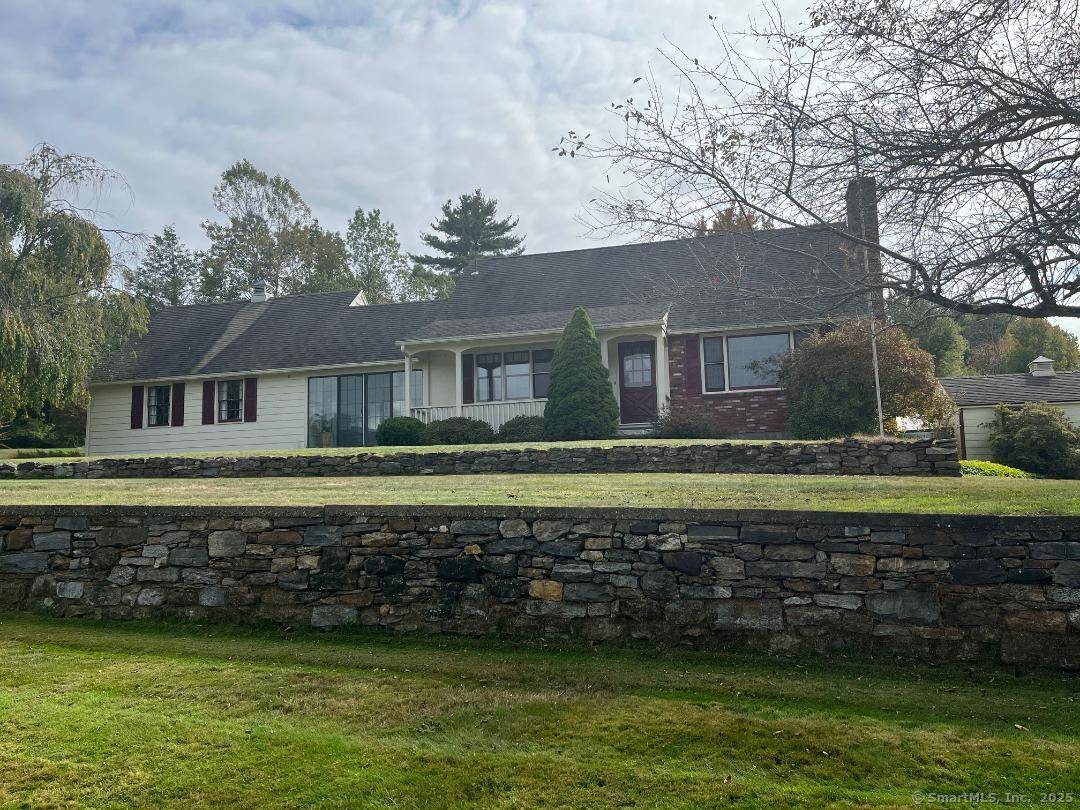 Two parcels are being sold together !