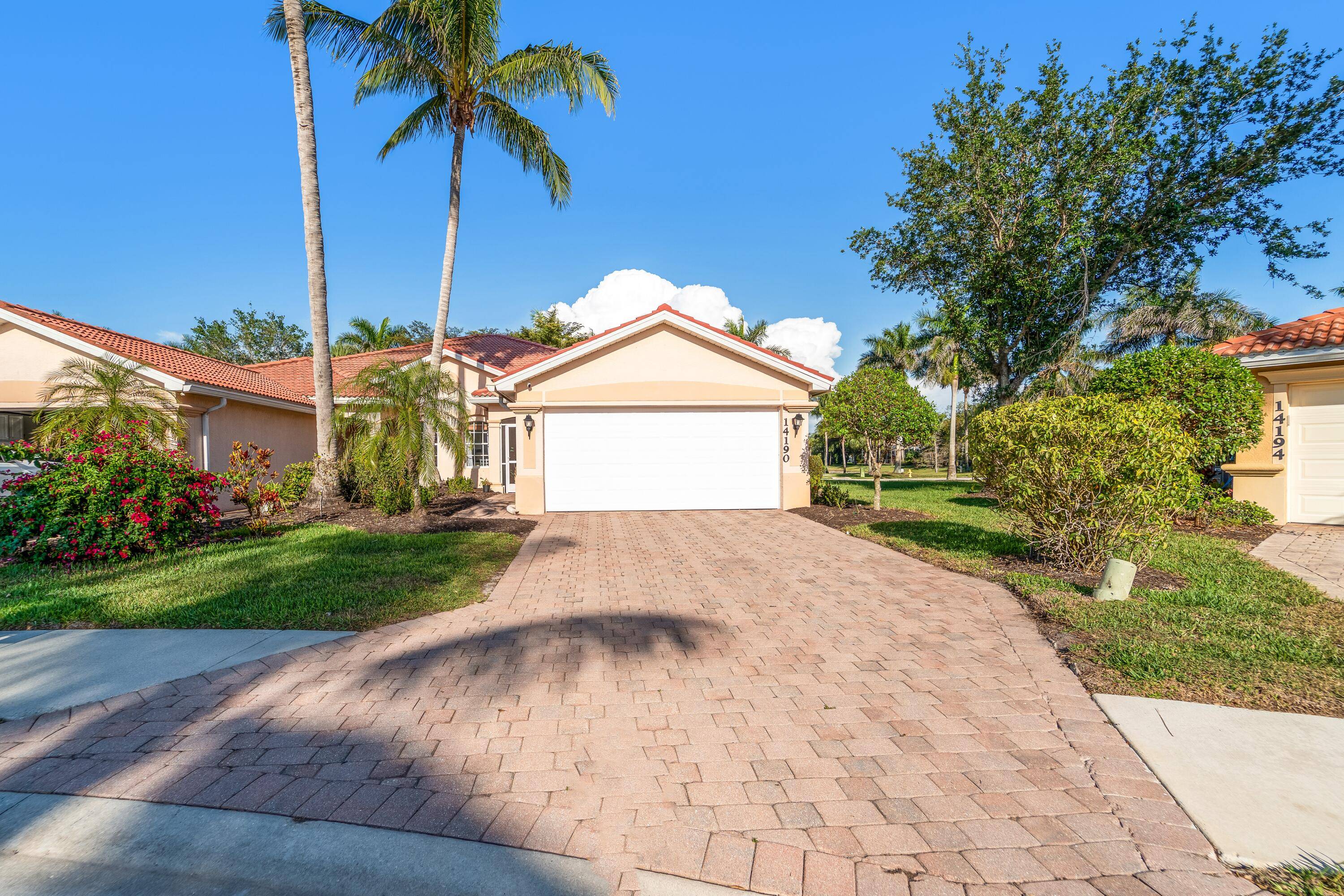 Discover this stylish home tucked away on a peaceful cul de sac in the sought after gated community of Reflection Lakes !