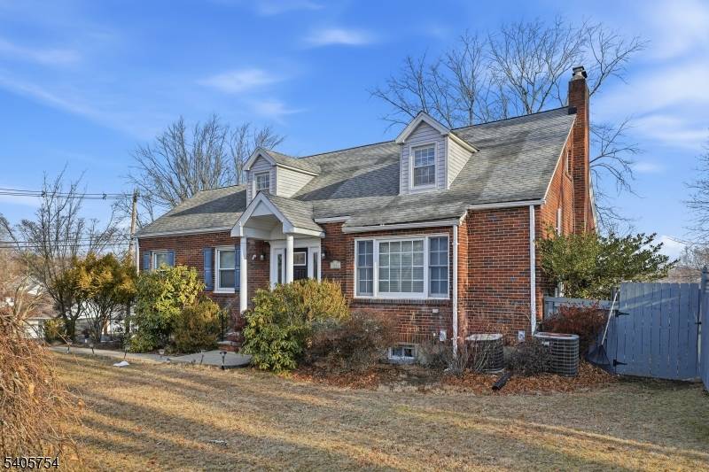 Welcome Home to 1666 Hamburg Turnpike in Wayne !