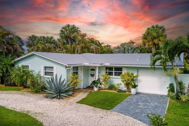 Enjoy the Florida lifestyle in this spacious annual rental just minutes from downtown Stuart's dining, shopping, waterfront events, and entertainment.