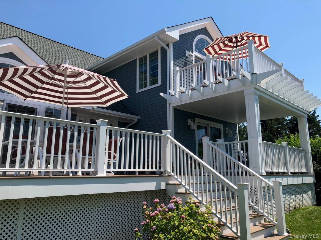 Southold, North Fork Endless sunsets await at this exceptional vacation rental, available year round with flexible terms and rates.