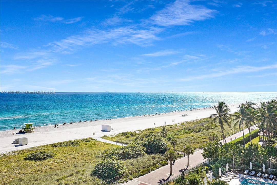 Enjoy living in this ultra exclusive boutique building in Miami Beach boasting 1 unit per floor.