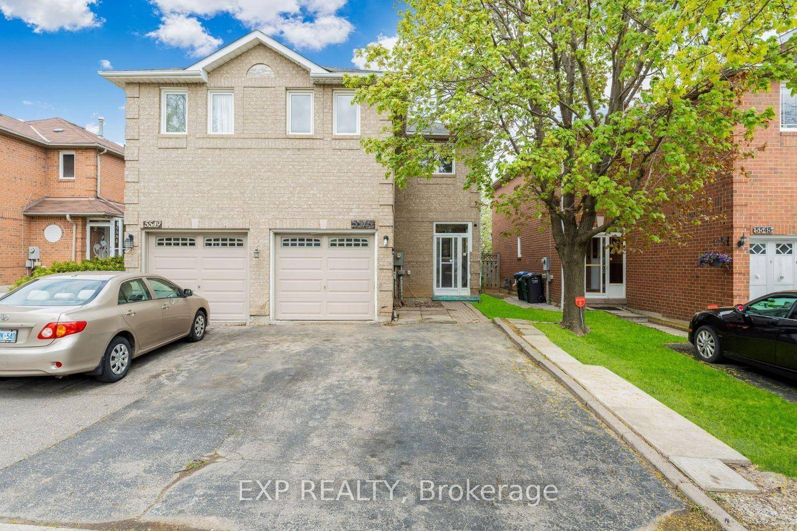 Discover the perfect blend of modern comfort and prime location in this stunning 4 bedroom, 4 bathroom semi detached home, ideally situated in Central Mississauga at Hurontario and Bristol.
