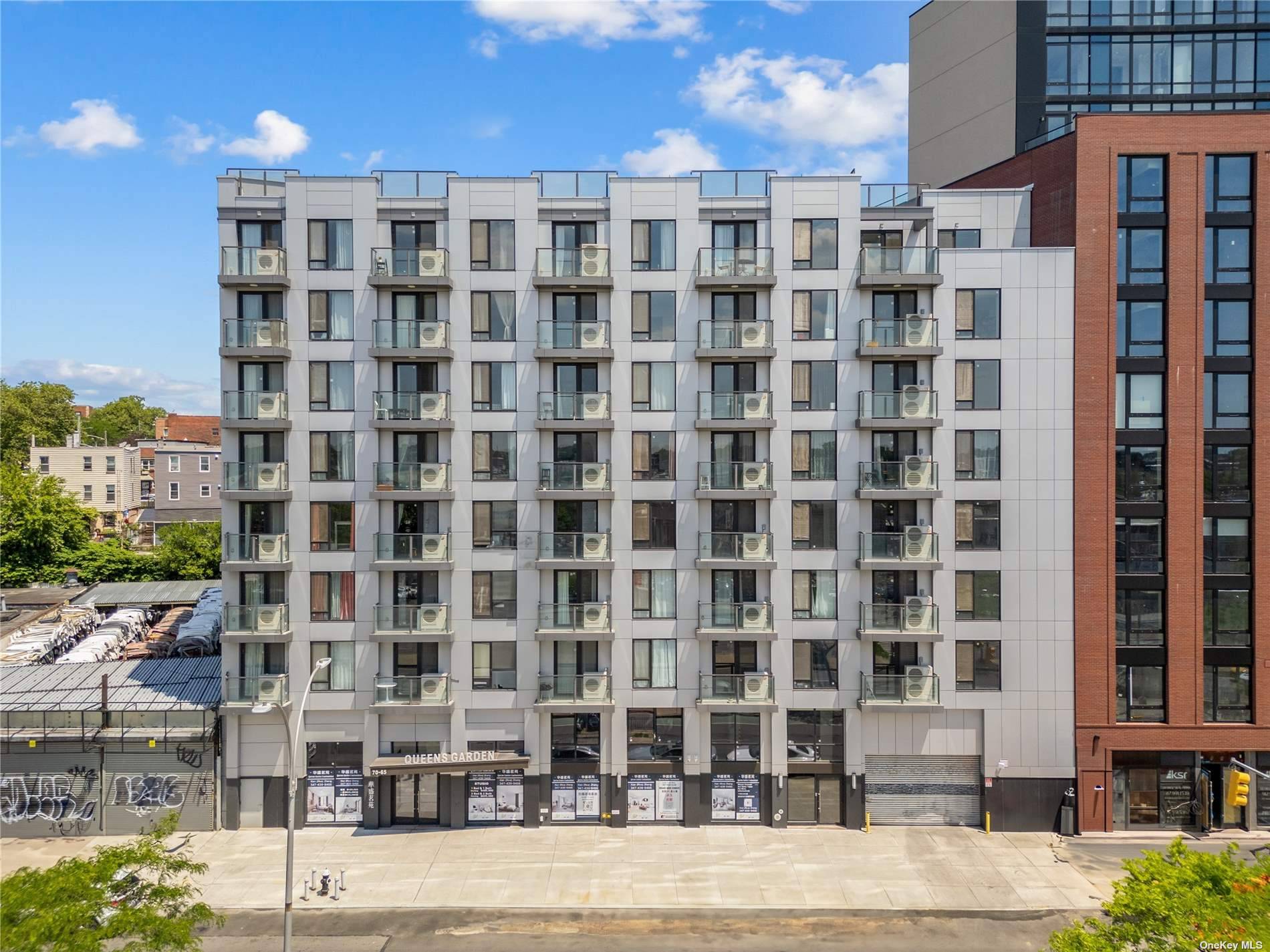 Nestled in the heart of Woodside, Queens, an exquisite new condominium development, Queens Garden, offers a prime location between Manhattan and Flushing.