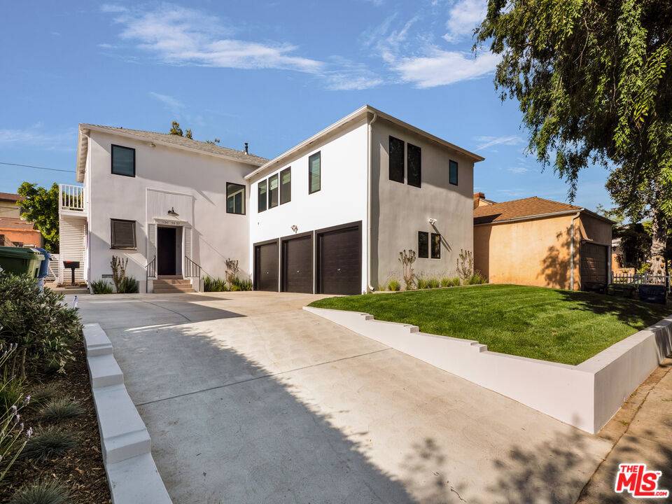 11339   Montana Ave 1.0 Brentwood LA