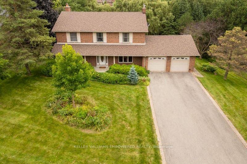 Absolutely Amazing House Situated On Over 3 4 Acre Lot Backing Onto A scenic ravine !