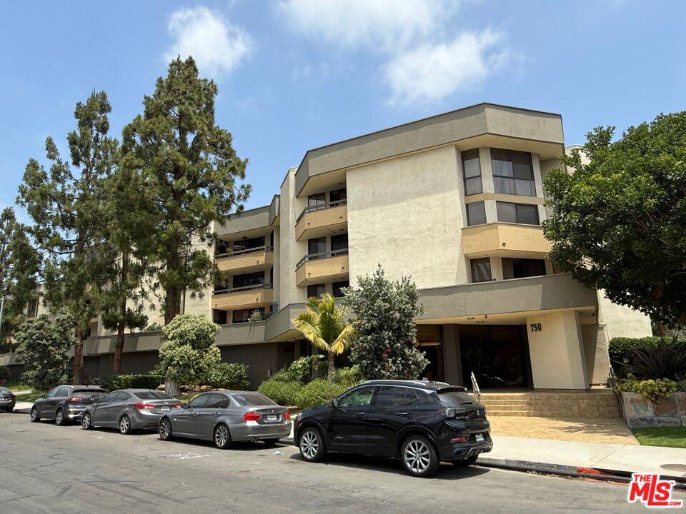 750  S Spaulding Ave 2BR Hancock Park La