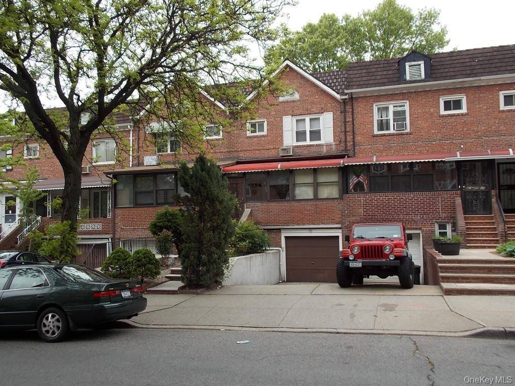 This inviting residence offers 3 generously sized bedrooms and 2.