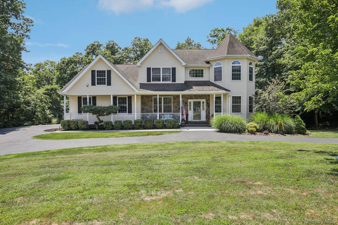 Welcome to 4 Deer Run Trail, a meticulously maintained home located in the scenic hills of Fort Montgomery, offering space, comfort, and stunning mountain views.