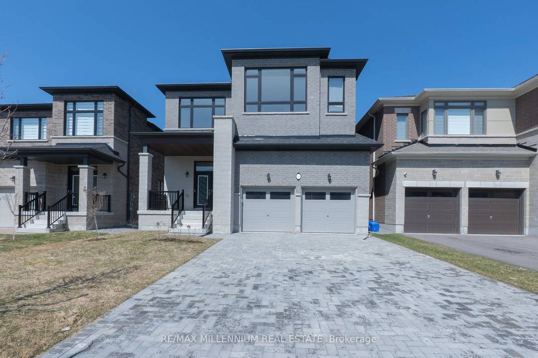 Stunning 4 Bedroom, 4 Bathroom Detached Home with Soaring 12 Ft Ceilings !