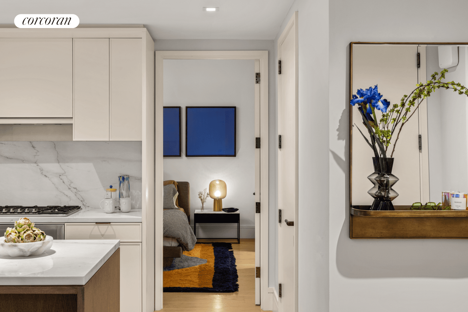 Overlooking Flatiron House's lush central garden, this oversized residence enjoys the privacy of being one of only two homes on the floor.