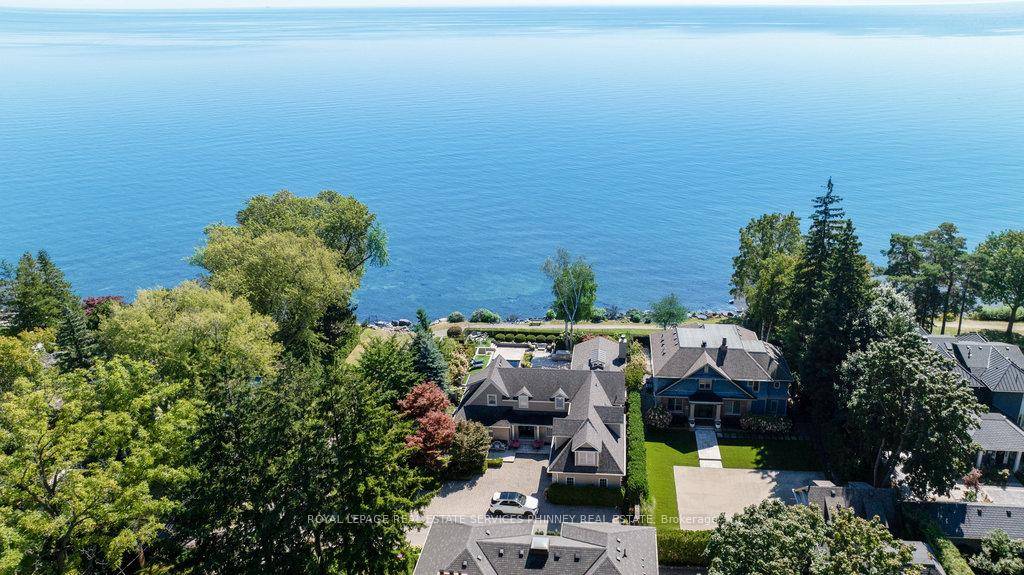 Step into a world of refined luxury and sophistication in this stunning waterfront property, where panoramic views of the city skyline captivate from the moment you enter.
