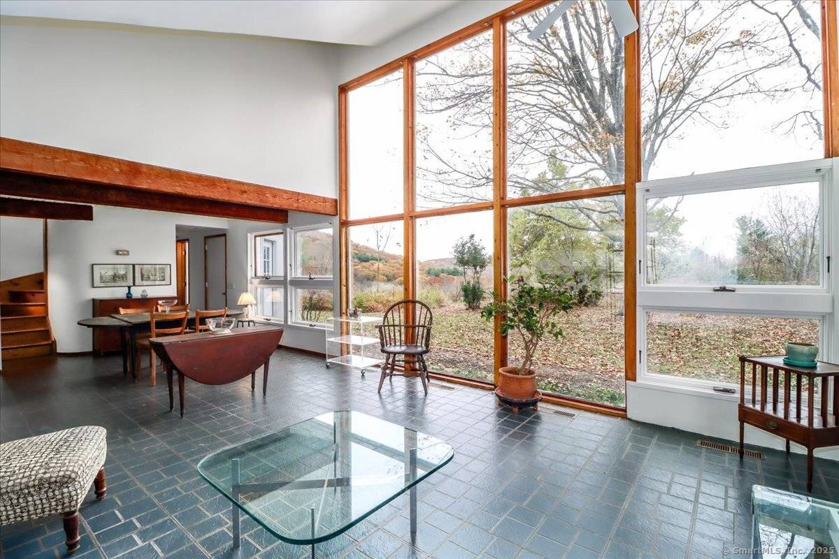 A Peaceful Contemporary Retreat in the Heart of Litchfield Hills !