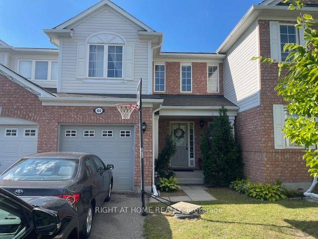 Well kept freehold 2 storey townhouse in one of Cambridges most desirable family friendly communities.